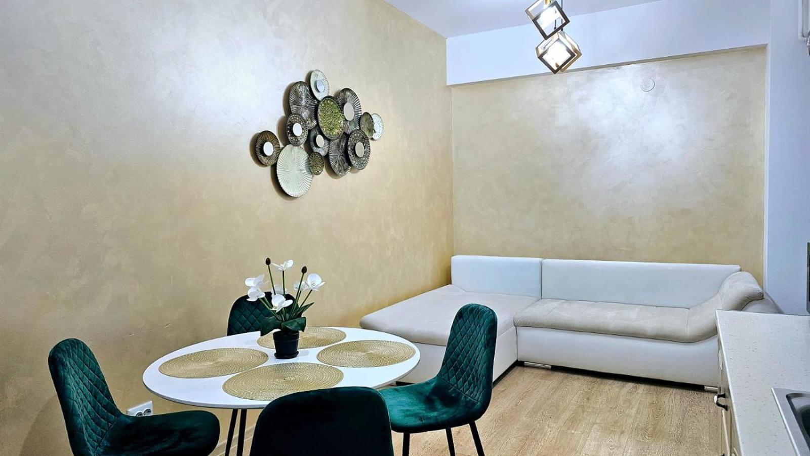 Cityscape Apartment Near Palas Mall Yaş Dış mekan fotoğraf
